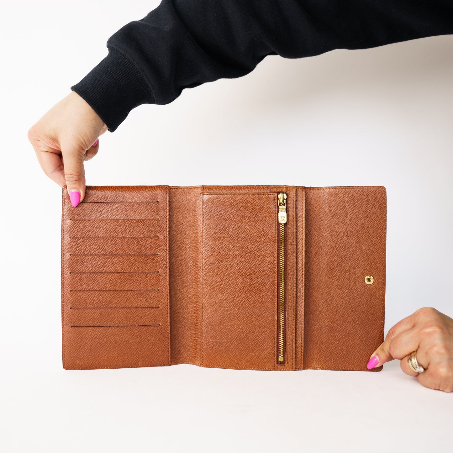 Louis Vuitton Pochette Passport Trifold Wallet Travel Organiser 260226P07