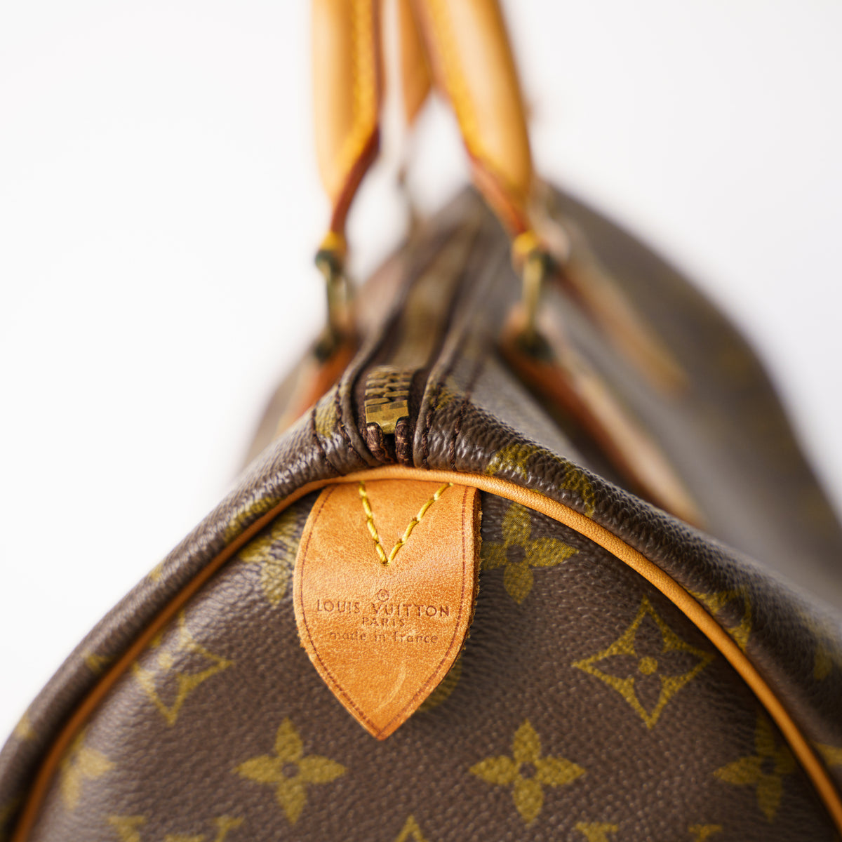 Louis Vuitton 1982 Speedy 30 in Monogram 260226G08