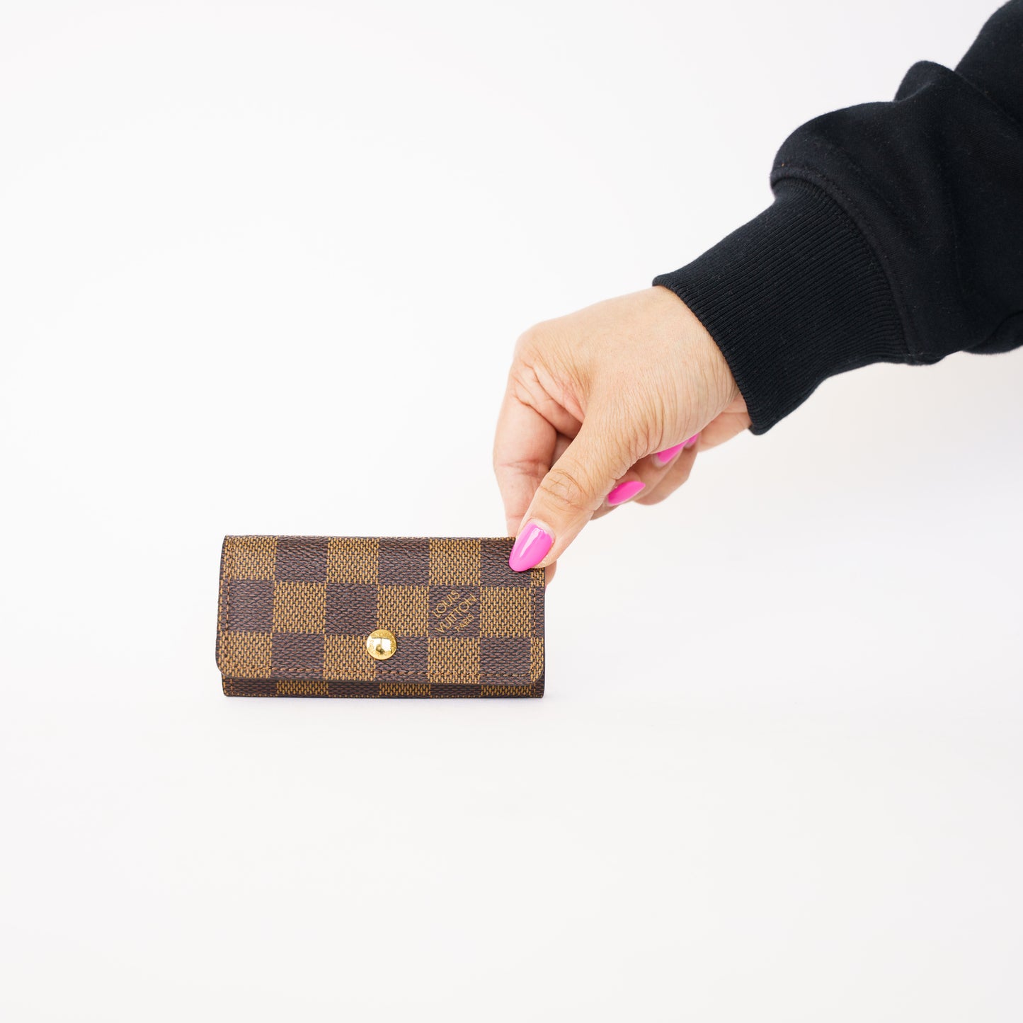 Louis Vuitton 4 Key Holder in Damier Ebene M. Initial CT1182 260226G13