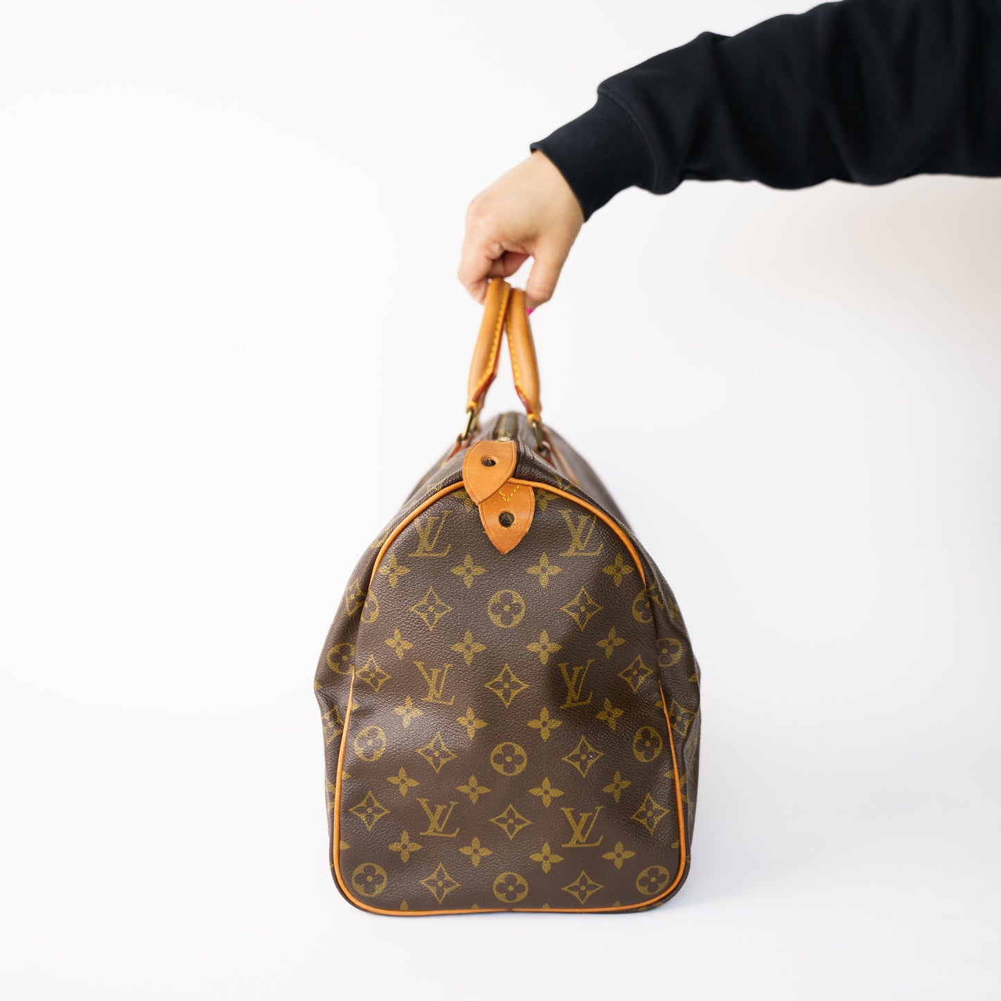 Louis Vuitton 1988 Speedy 40 Monogram 260226X03