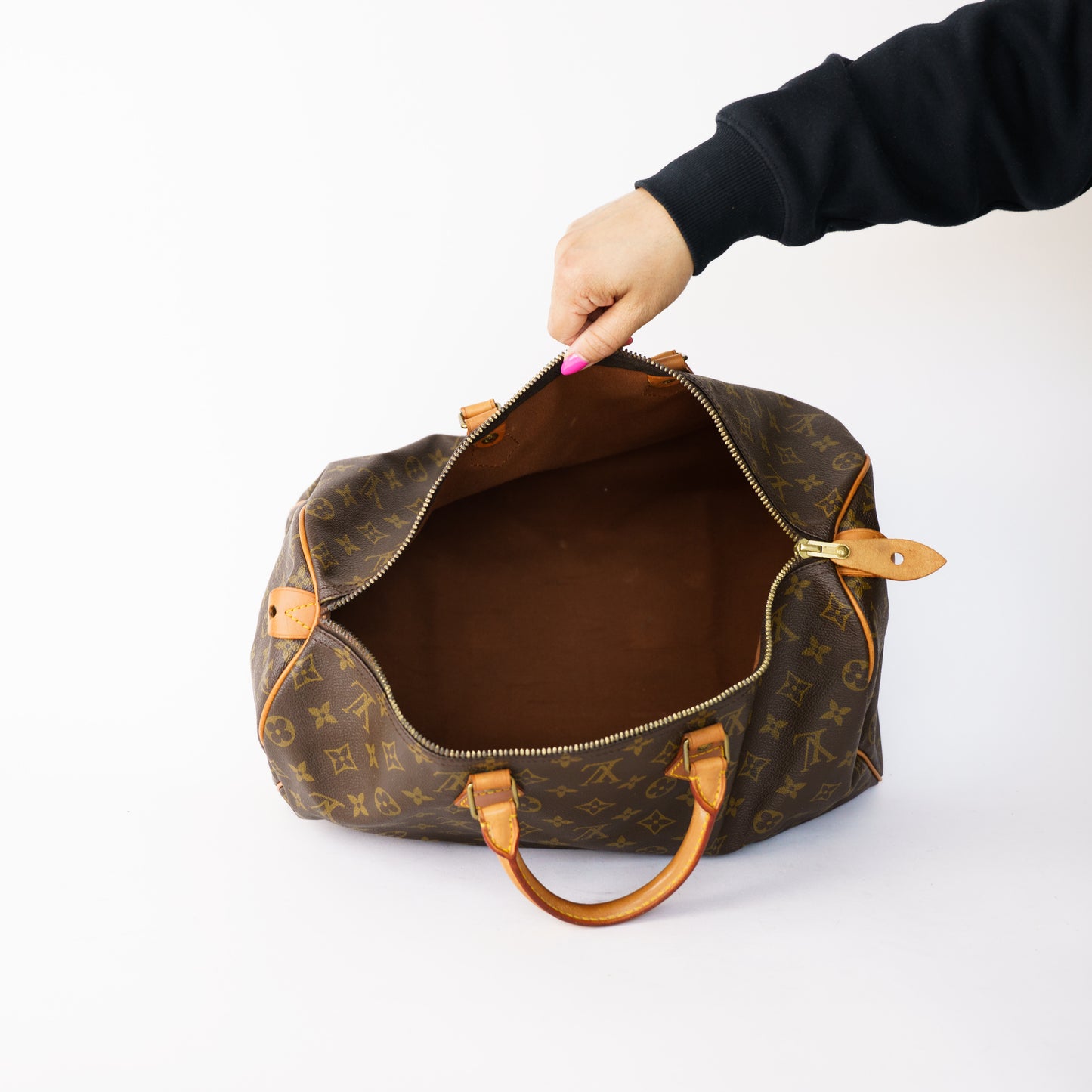 Louis Vuitton 1988 Speedy 40 Monogram 260226X03