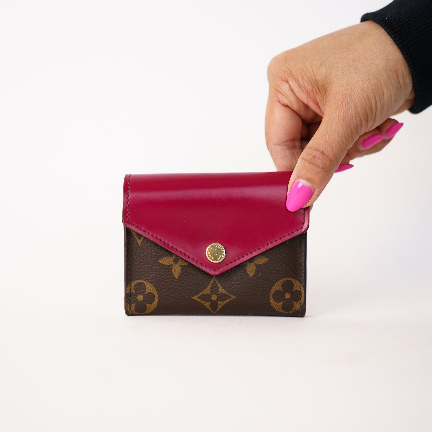 Louis Vuitton Zoe Wallet in Monogram with Fuschia Leather 260226G20
