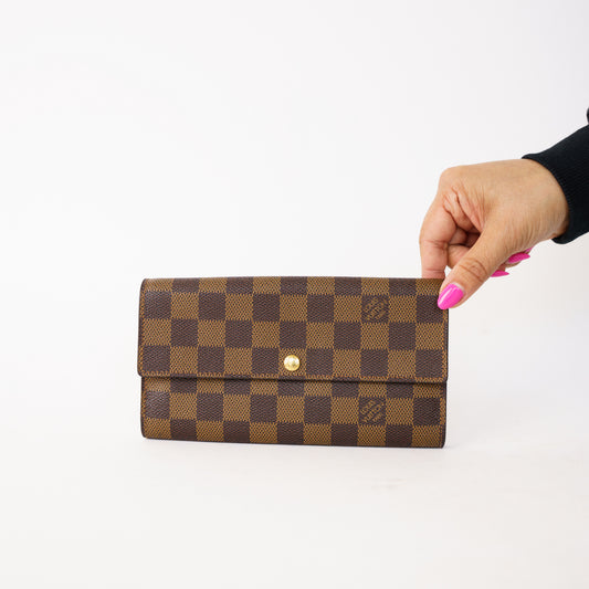Louis Vuitton Sarah Wallet in Damier Ebene Wallet CT0120 260226C10