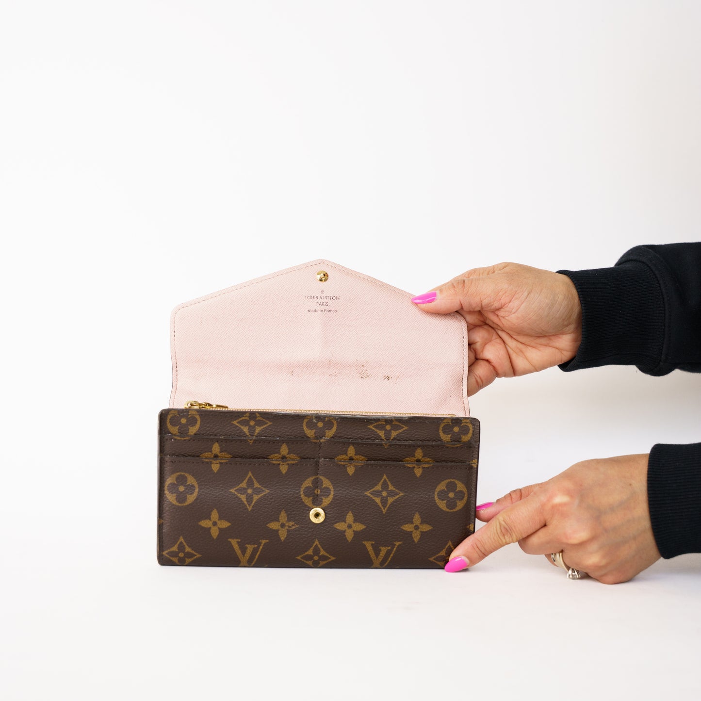 Louis Vuitton Sarah Wallet in Monogram with Rose Ballerine MI0280 260226P06