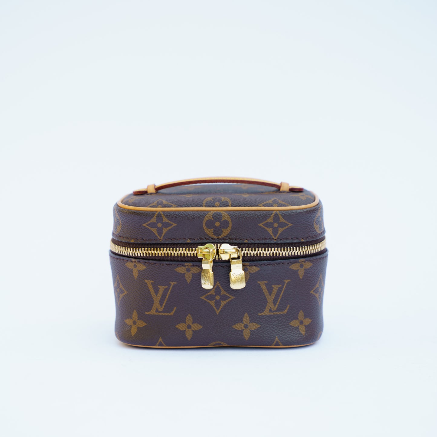 Louis Vuitton Nano Nice Monogram Canvas Cosmetic Makeup Bag 270526V22