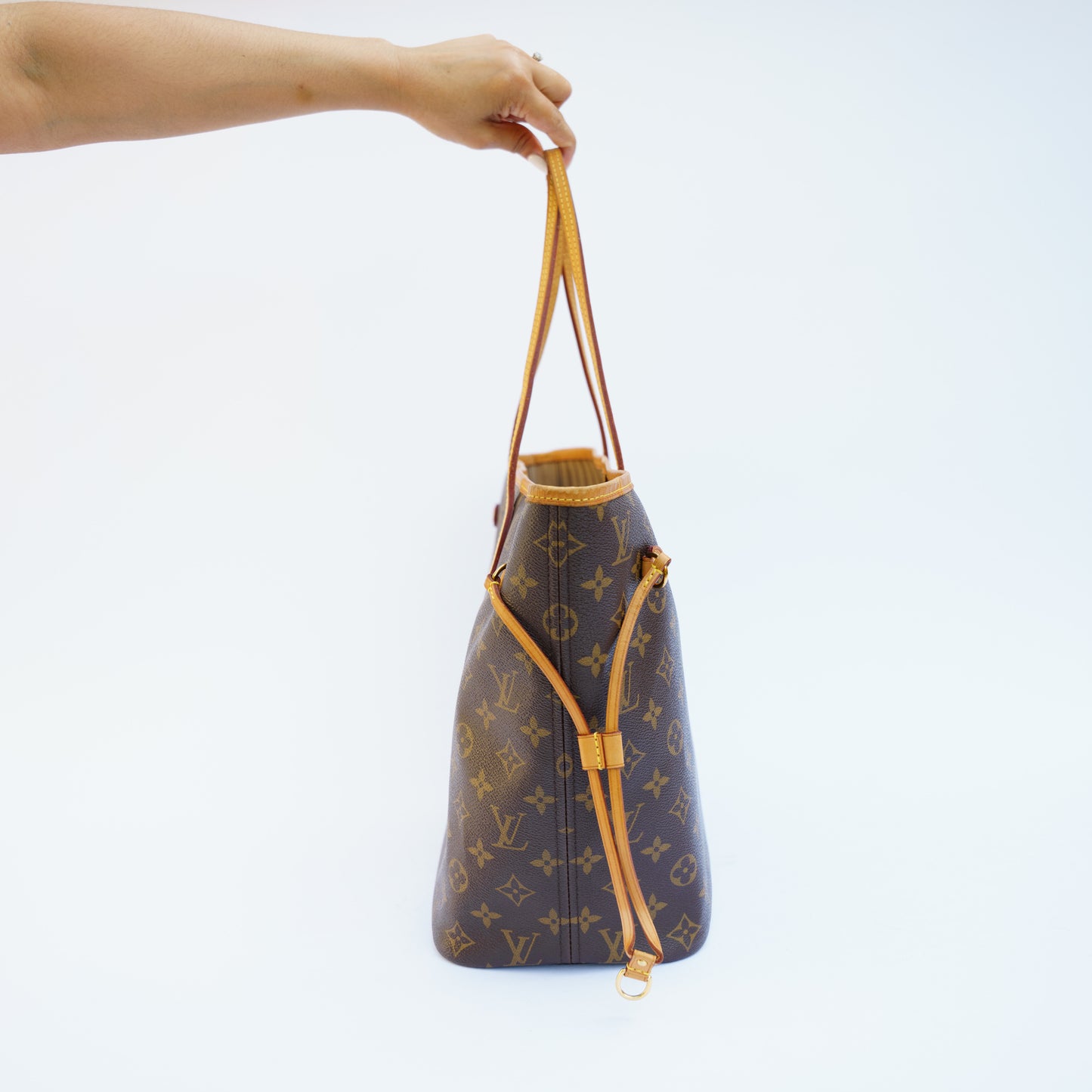 Louis Vuitton Neverfull MM Monogram Beige Interior