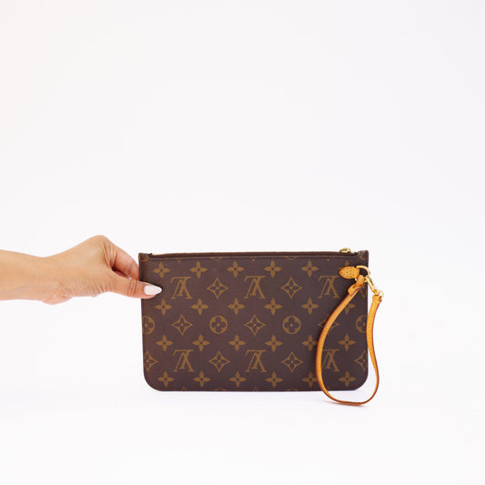 Louis Vuitton Neverfull Pouch in Beige Interior Monogram 280526L14
