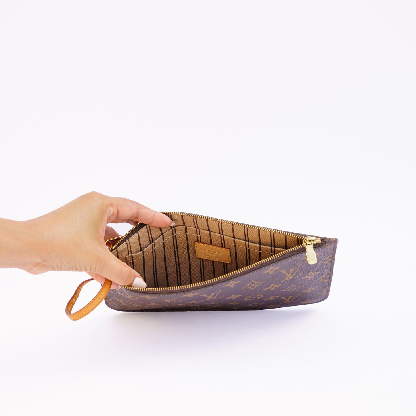 Louis Vuitton Neverfull Pouch in Beige Interior Monogram 280526L14
