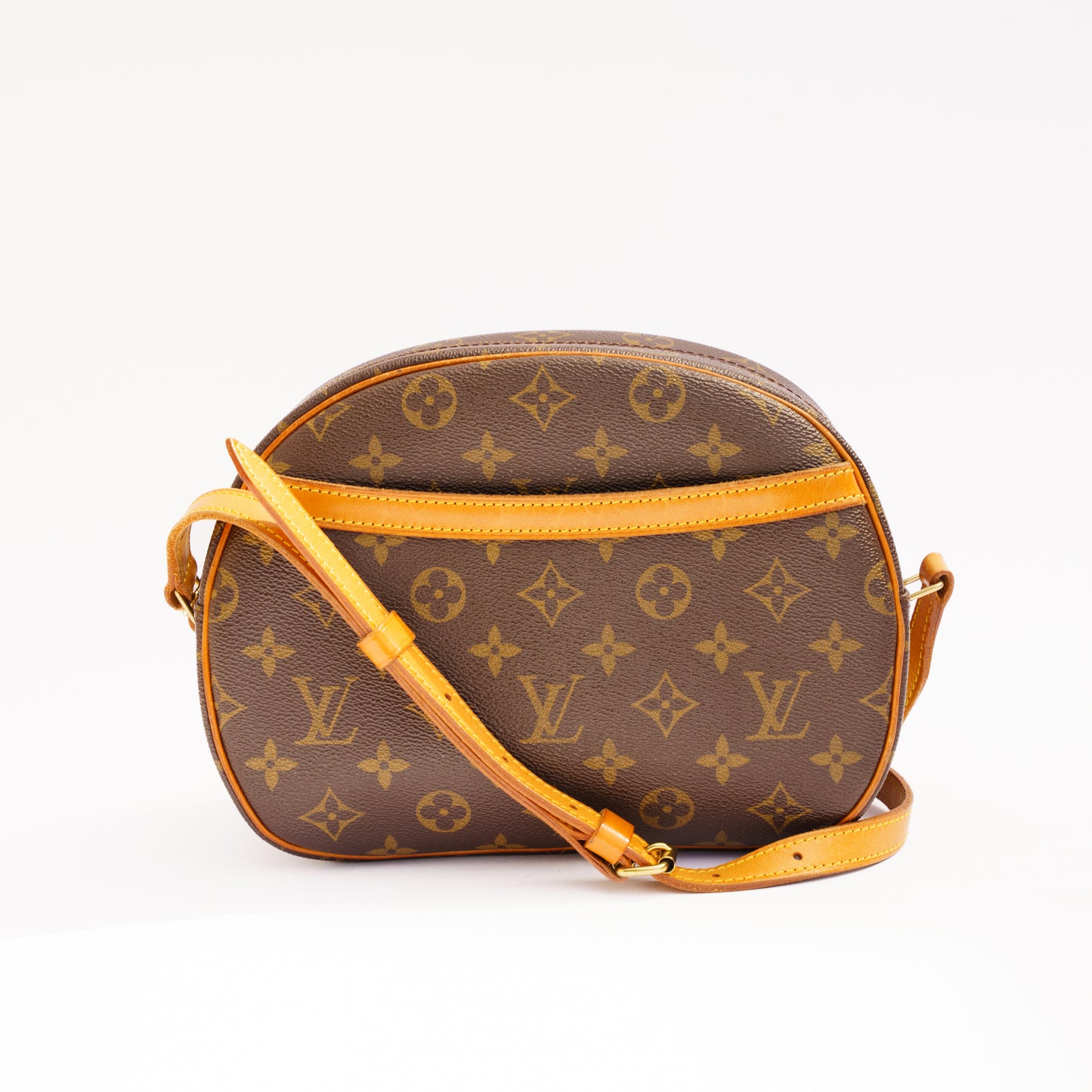 Louis Vuitton Blois Crossbody in Monogram 280526S19