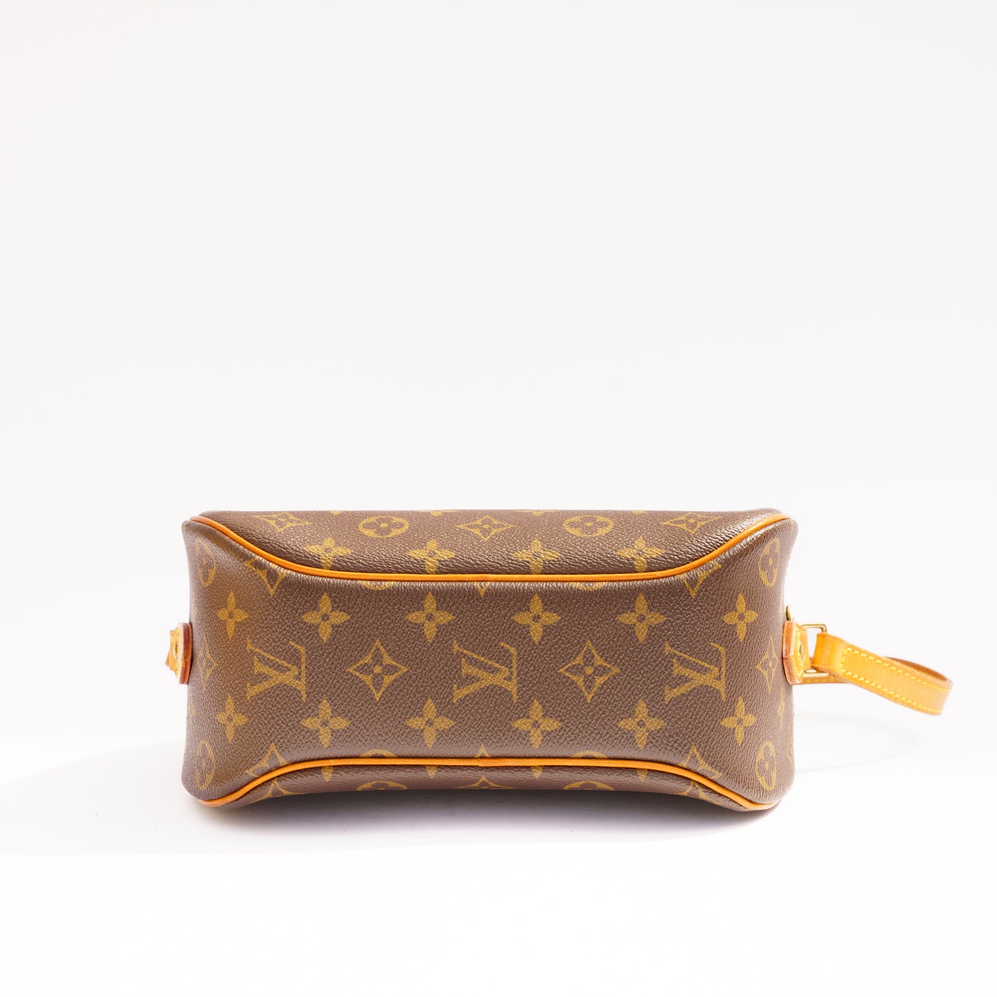 Louis Vuitton Blois Crossbody in Monogram 280526S19