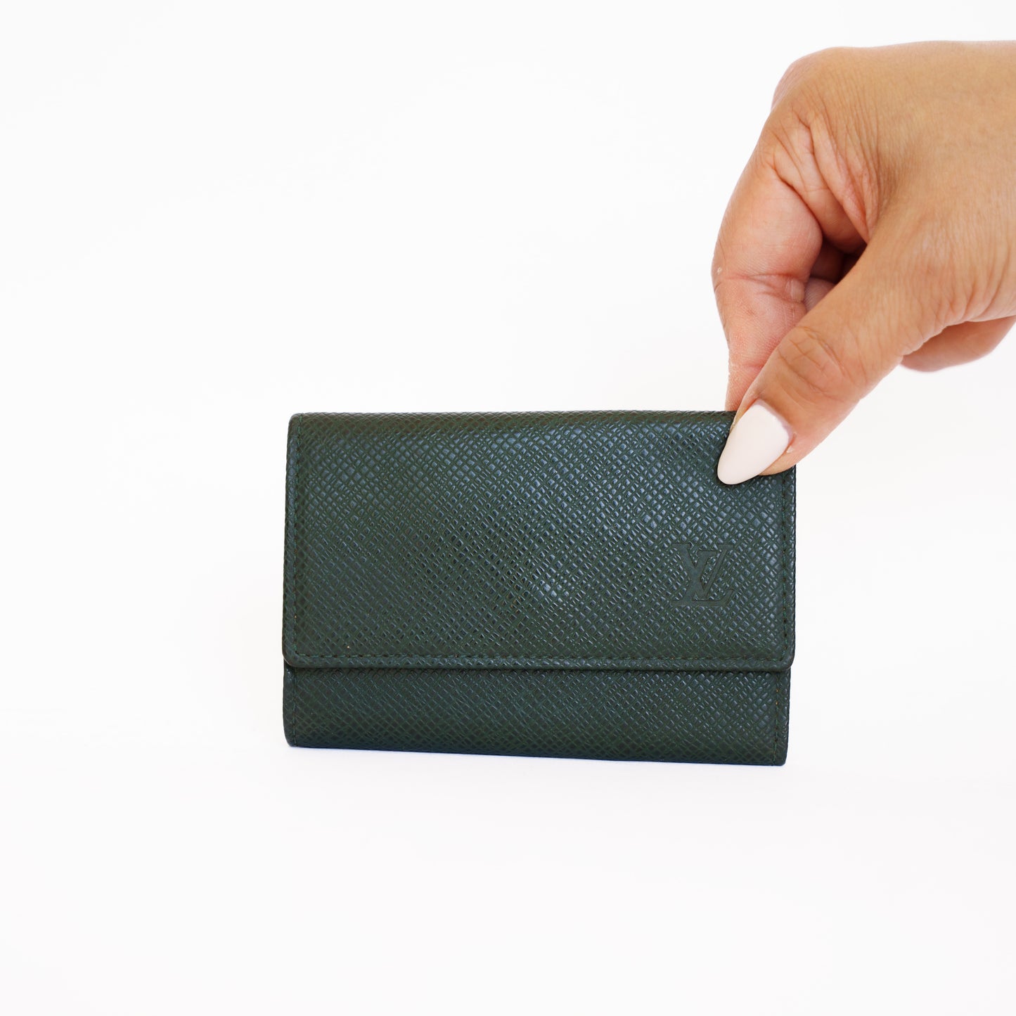Louis Vuitton 6 Key Holder in Green Taiga Leather 280526S10