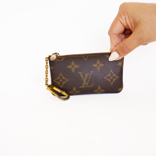 Louis Vuitton Key Cles Pouch in Monogram 280526S05