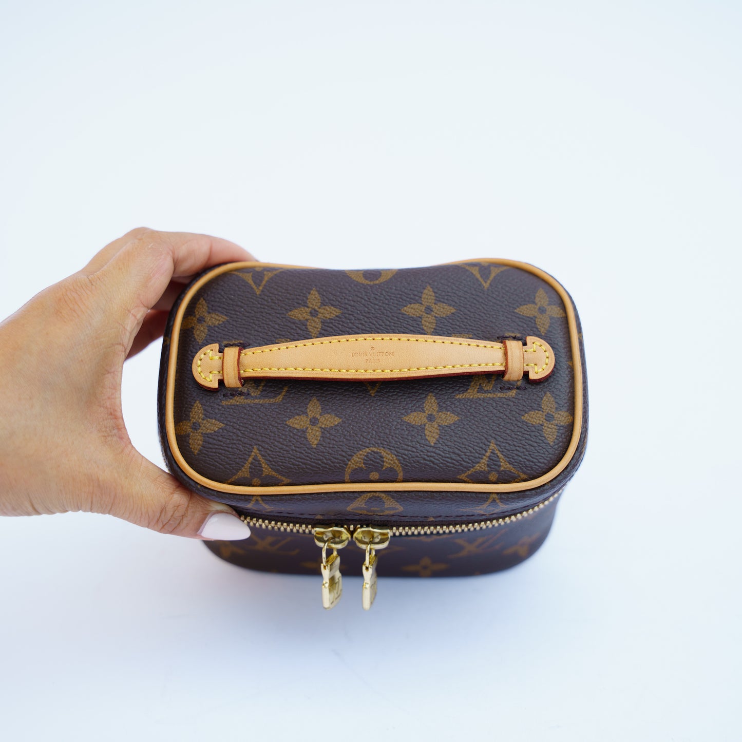 Louis Vuitton Nano Nice Monogram Canvas Cosmetic Makeup Bag 270526V22