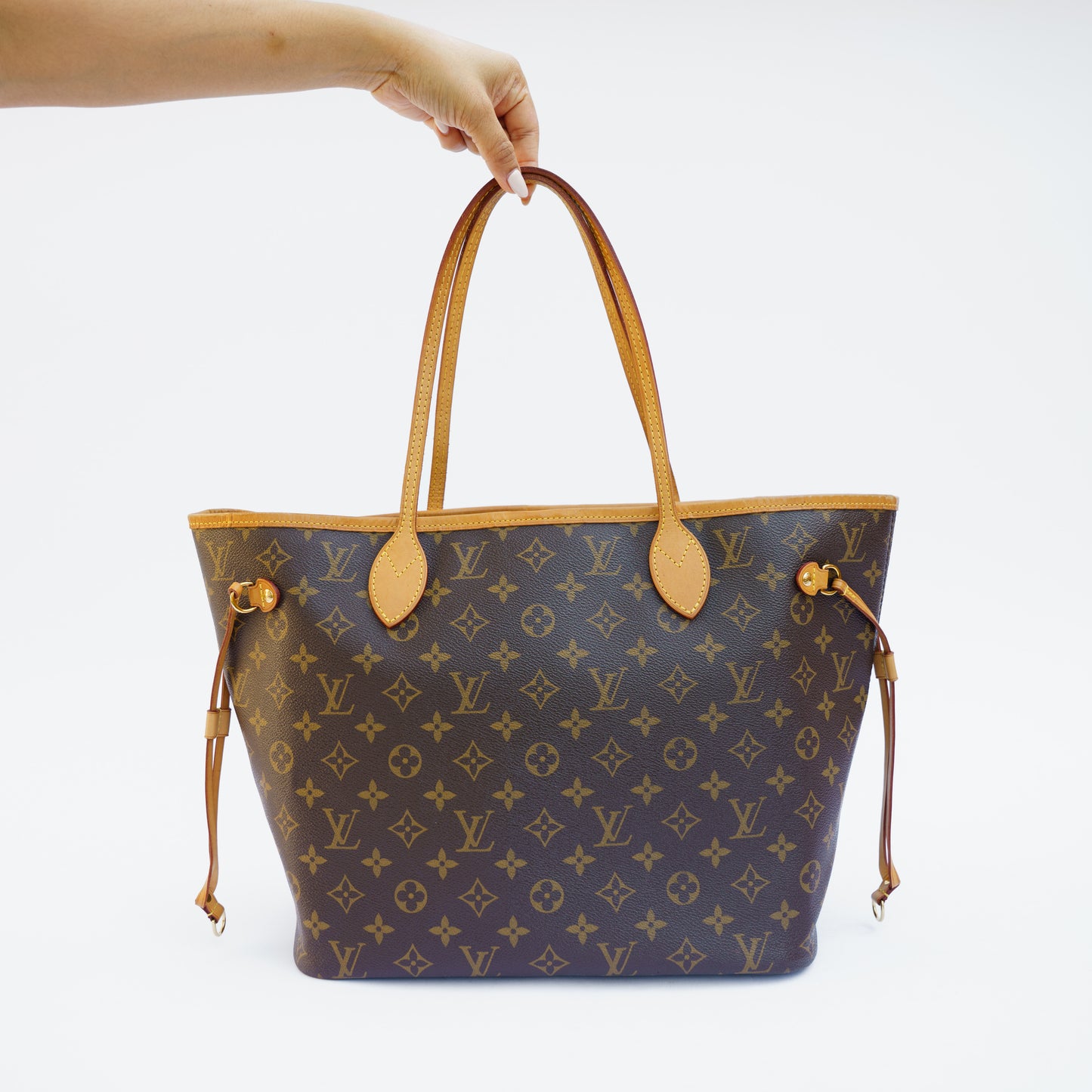 Louis Vuitton Neverfull MM Monogram Beige Interior