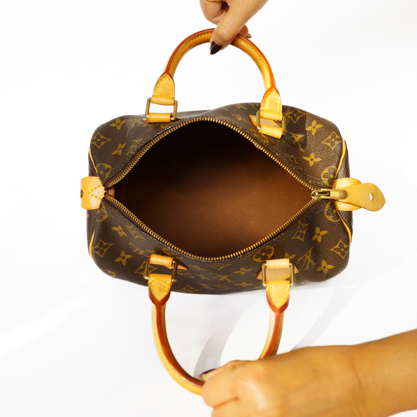 Louis Vuitton Speedy 25 in Monogram Canvas BC281020253