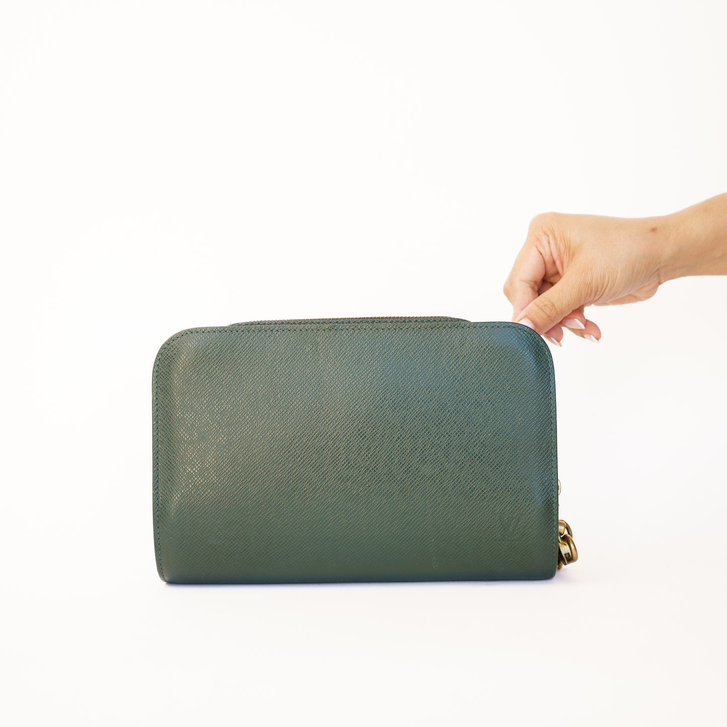 Louis Vuitton Orsay Clutch in Green Taiga Leather 300426B16
