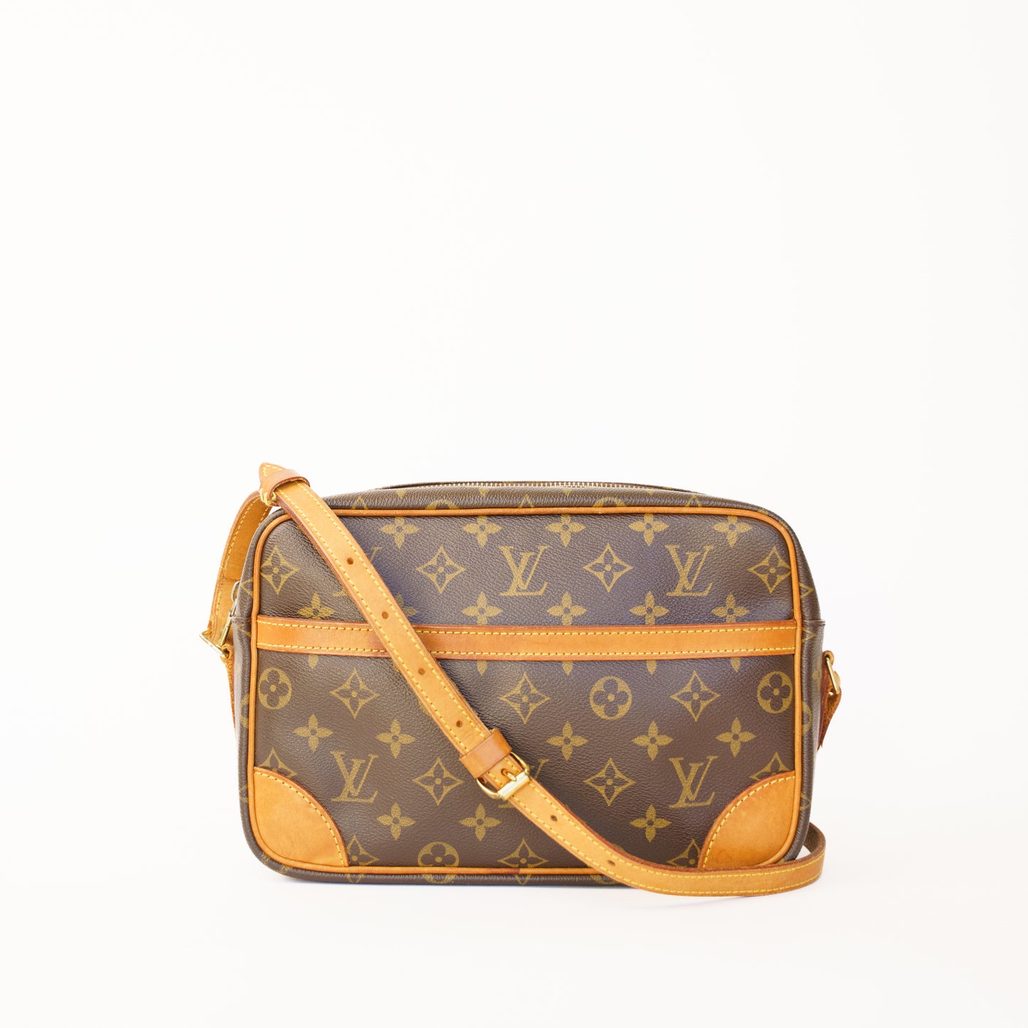 Louis Vuitton Trocadero 27 Monogram Crossbody 300426B06