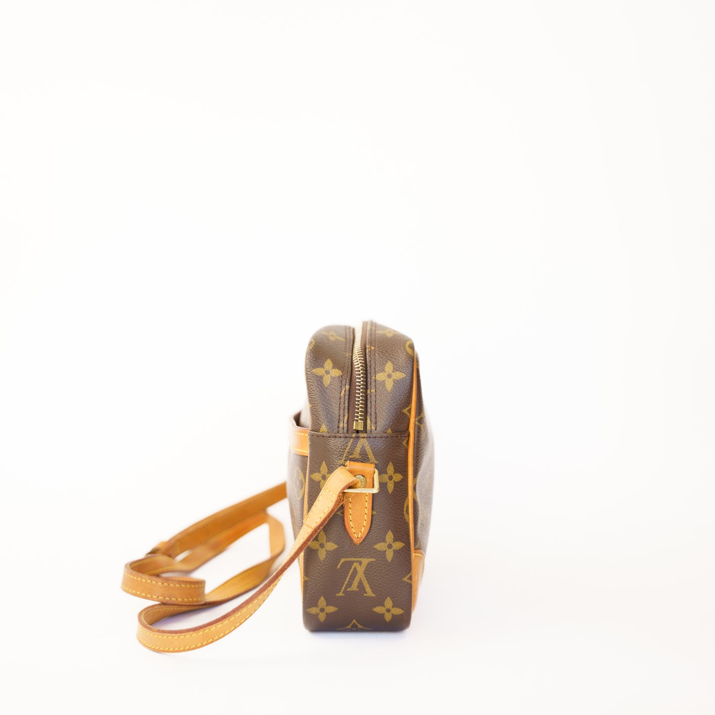 Louis Vuitton Trocadero 27 Monogram Crossbody 300426B06