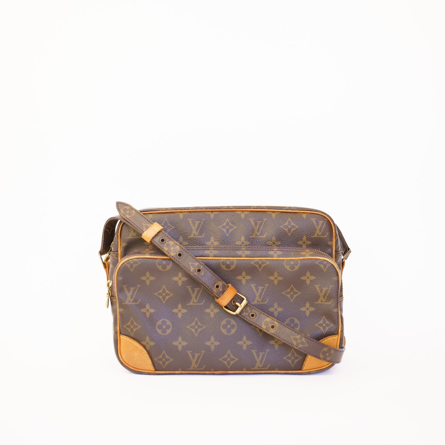 Louis Vuitton Nile GM Monogram 300426B05