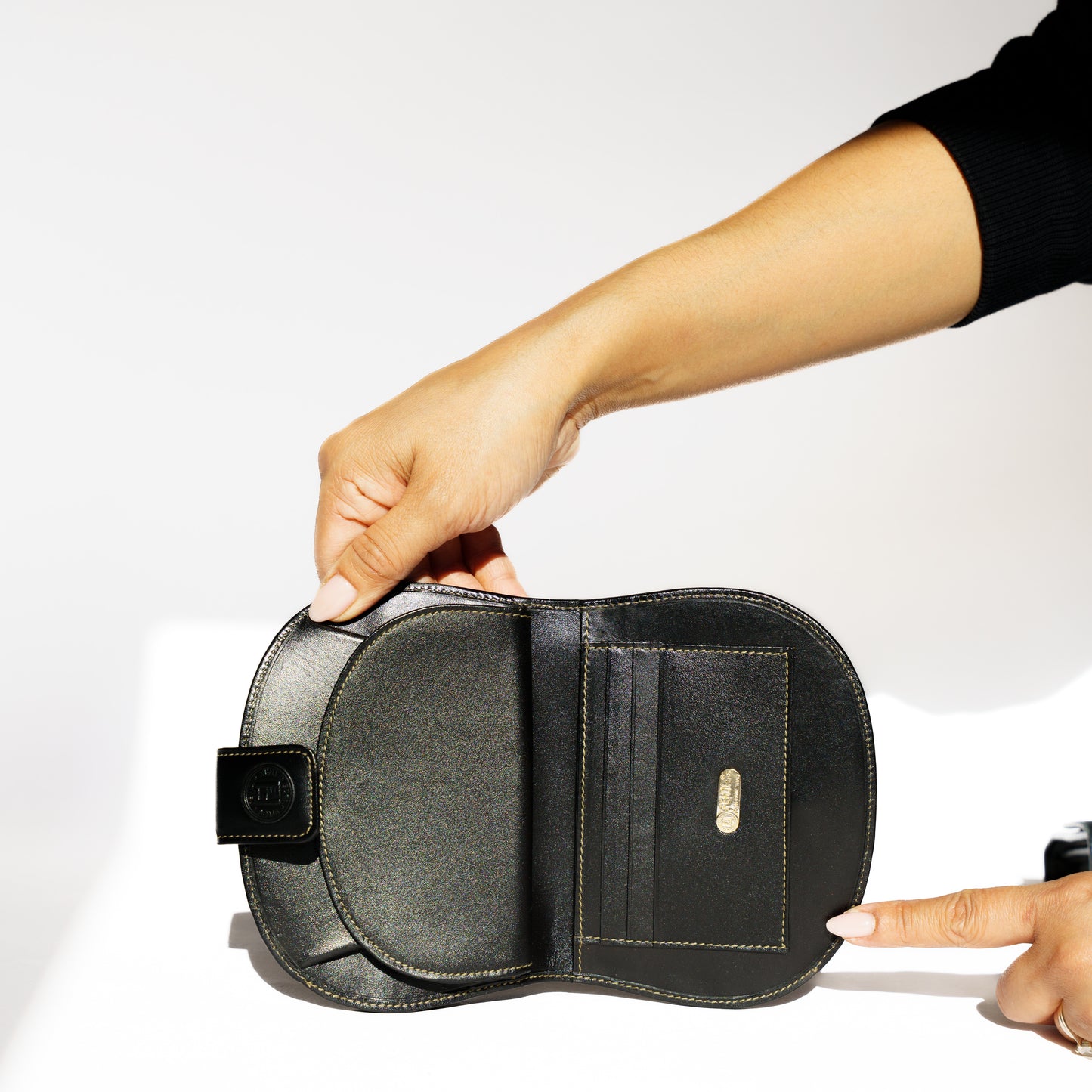 Fendi Pequin Compact Wallet Bifold 300925B212