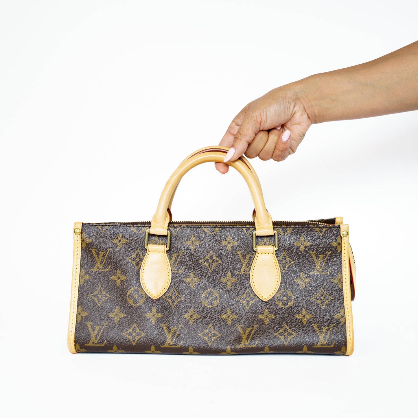 Louis Vuitton 2006 Popincourt Monogram VI0036