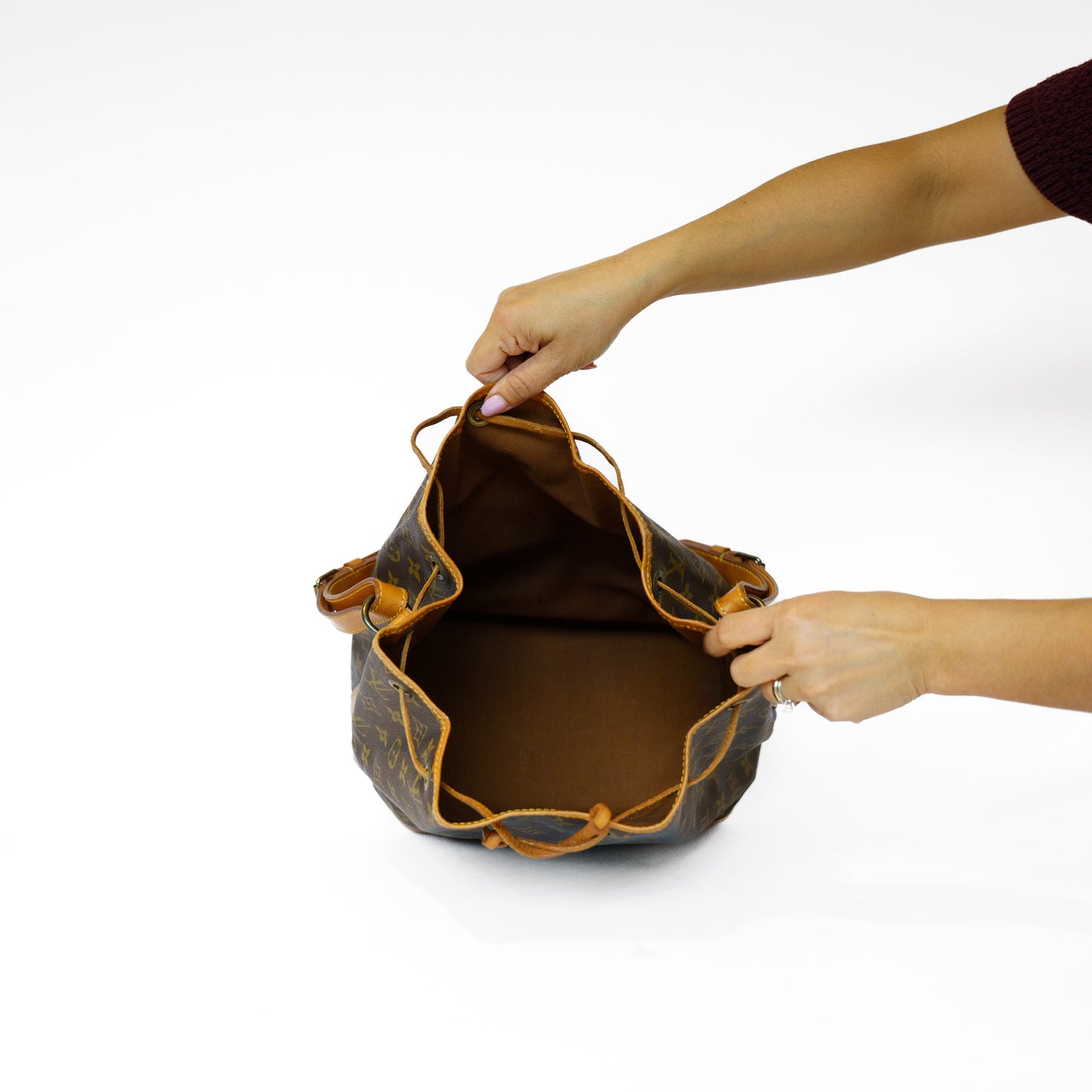 Louis Vuitton Noe Gm Bucket Bag in Monogram Canvas 271125B14