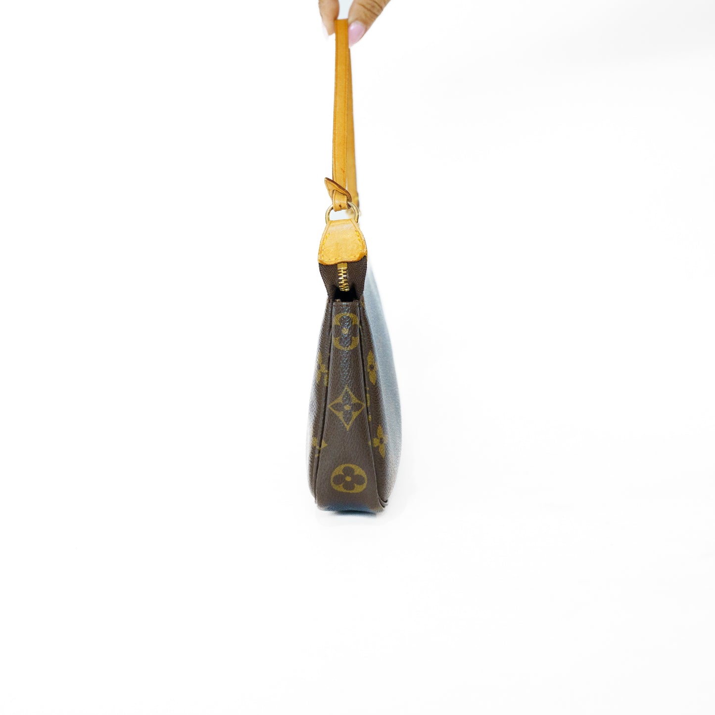 Louis Vuitton Pochette Accesoires in Monogram Canvas SL1022 271125B196