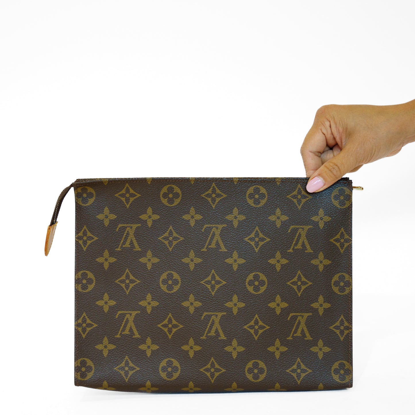 Louis Vuitton Toiletry Pouch 26 in Monogram Canvas