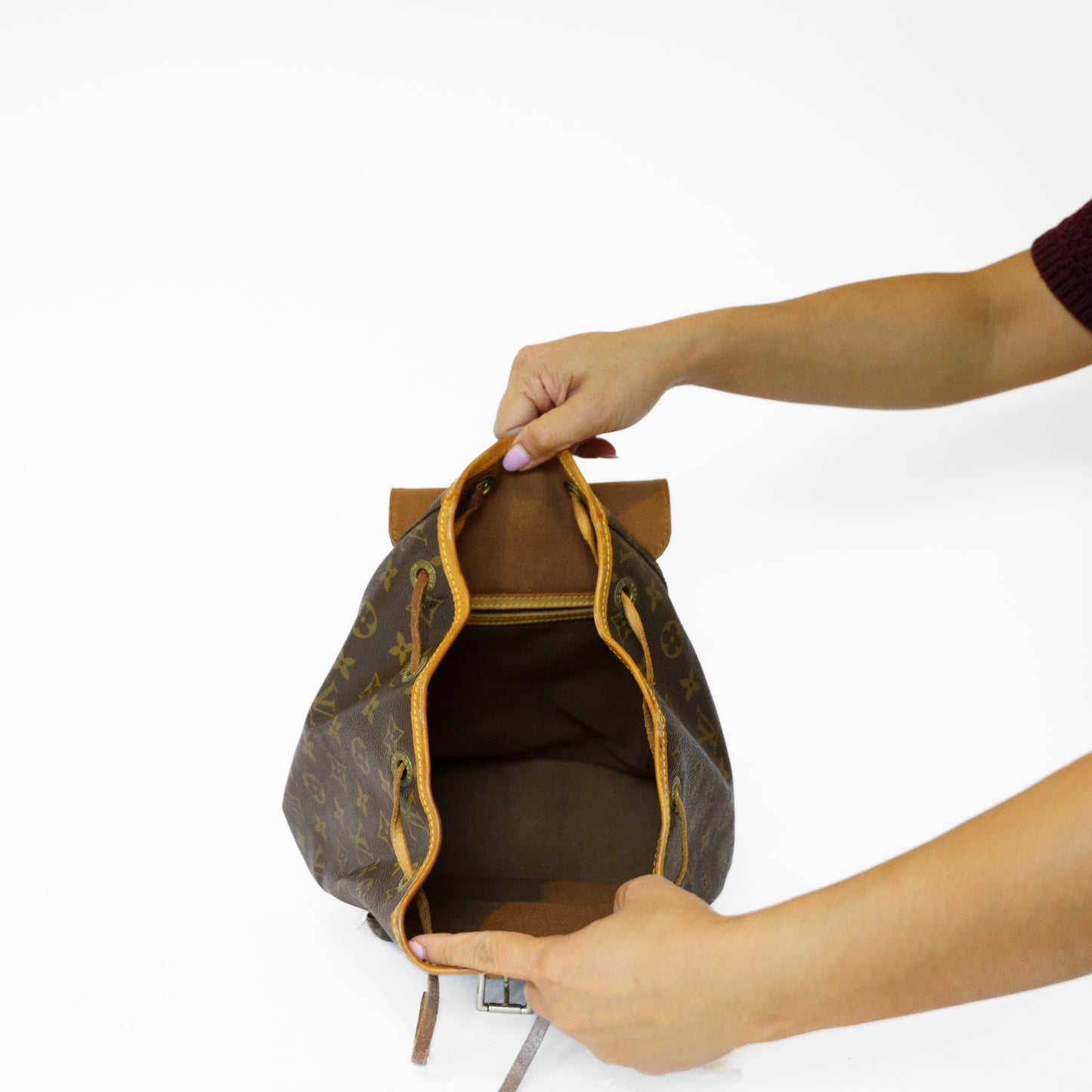 Louis Vuitton Montsouris MM Backpack in Monogram Canvas 271125B28