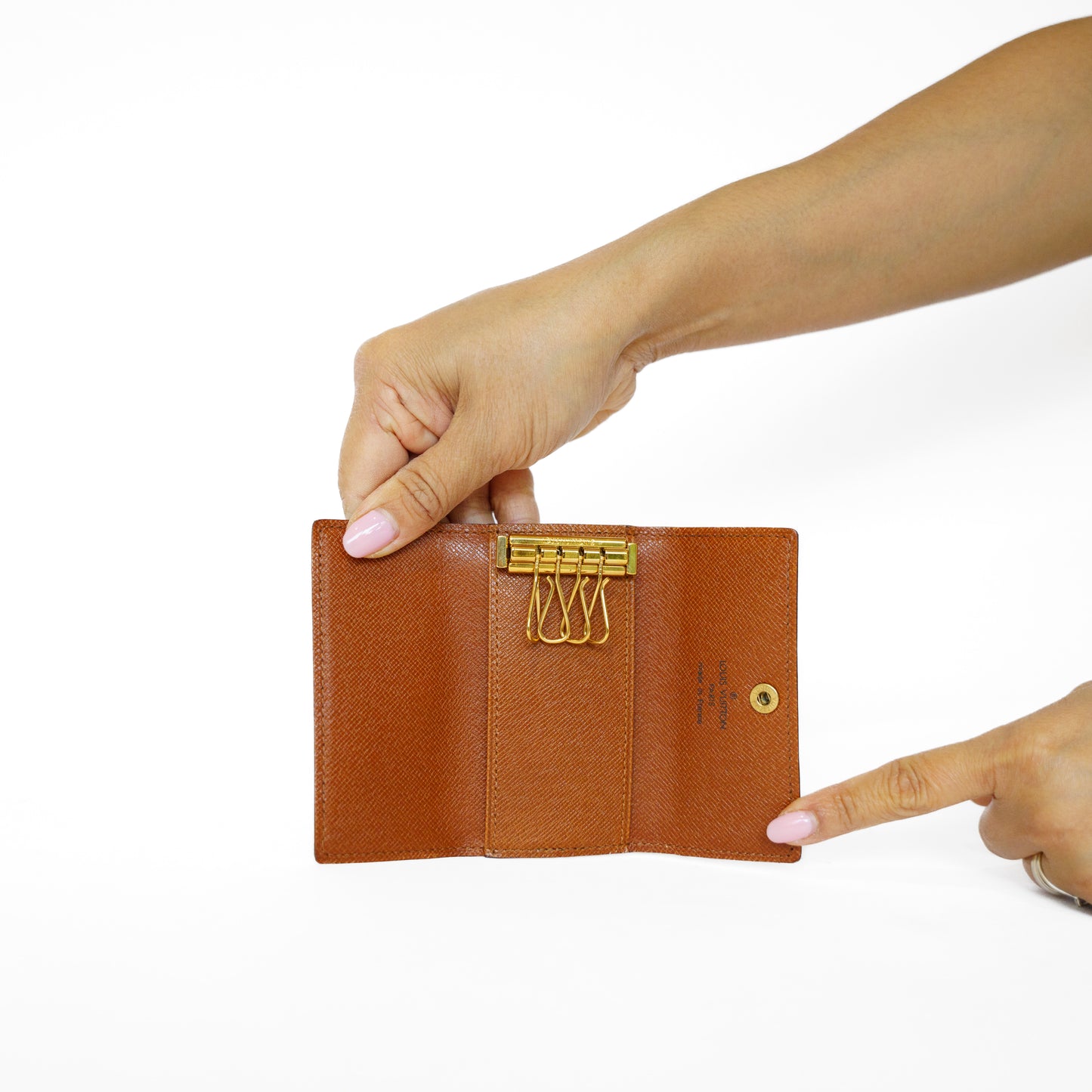 Louis Vuitton 4 Key Holder in Monogram 271125B29