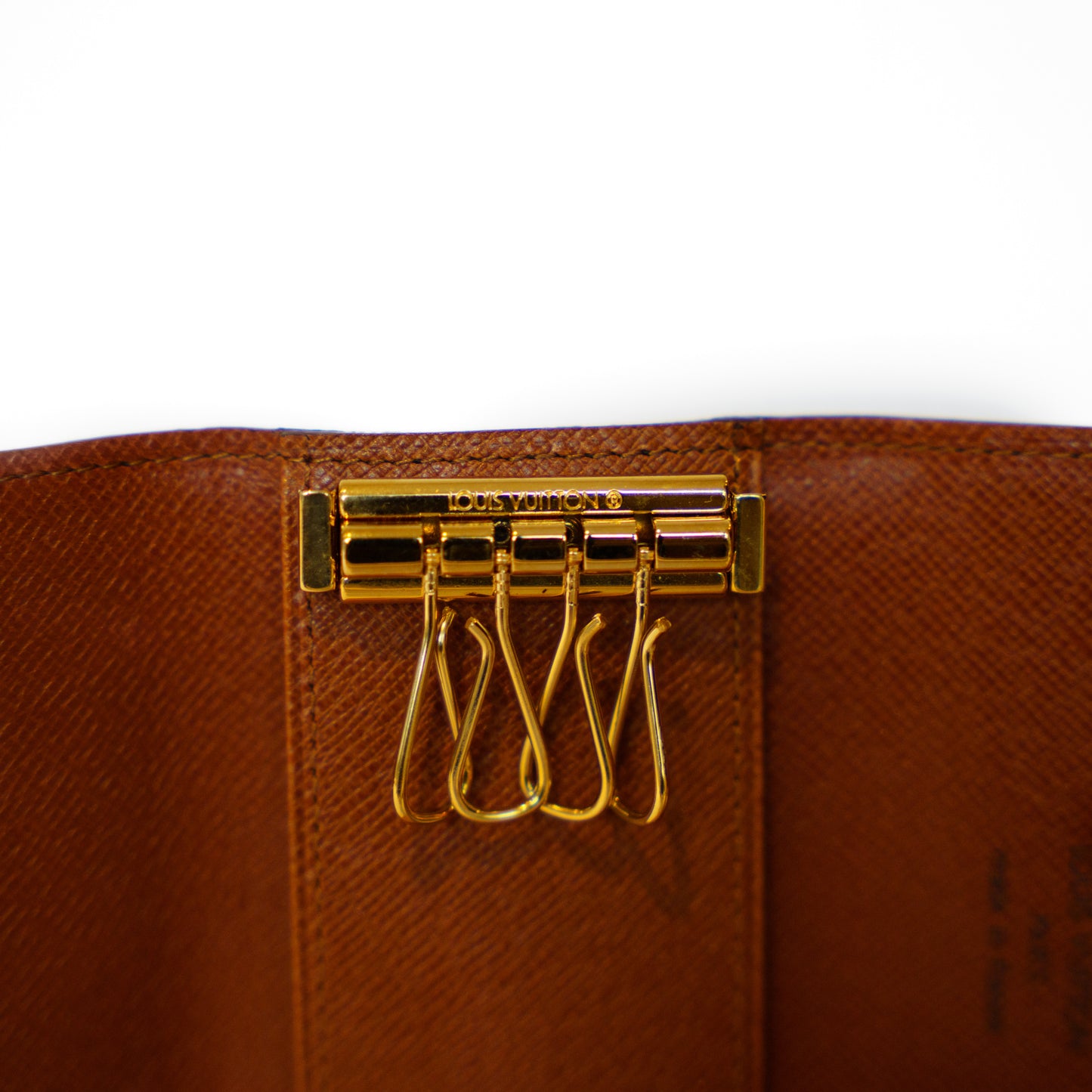 Louis Vuitton 4 Key Holder in Monogram 271125B29