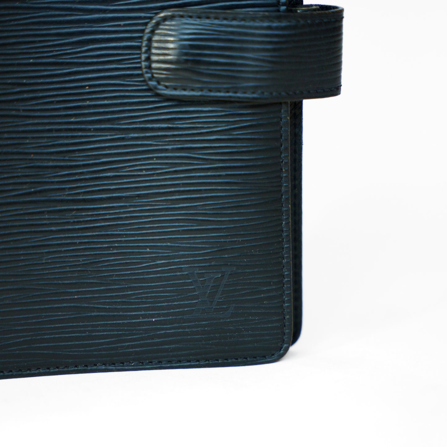 Louis Vuitton Agenda MM in Black Epi Leather 271125B45