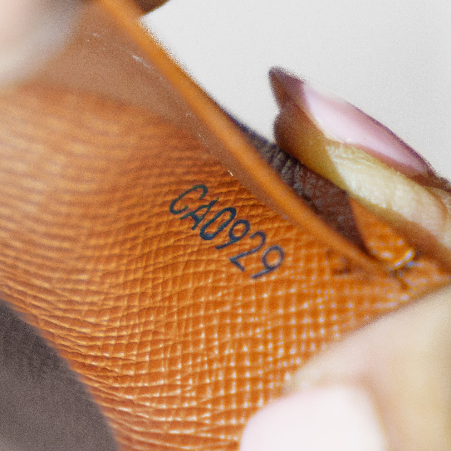 Louis Vuitton Card Holder Business Card Holder in Monogram 271125B10