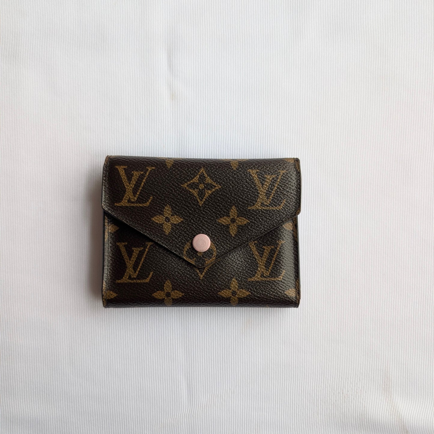 Louis Vuitton Victorine Wallet Rose Ballerine in Monogram 280526L05