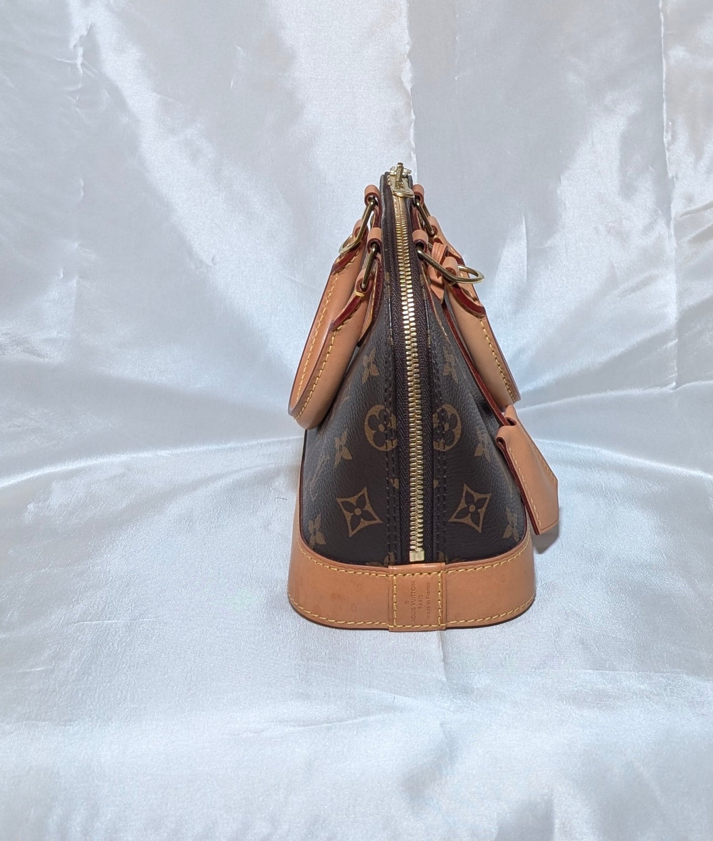 Louis Vuitton Alma BB Monogram Bag SN0199