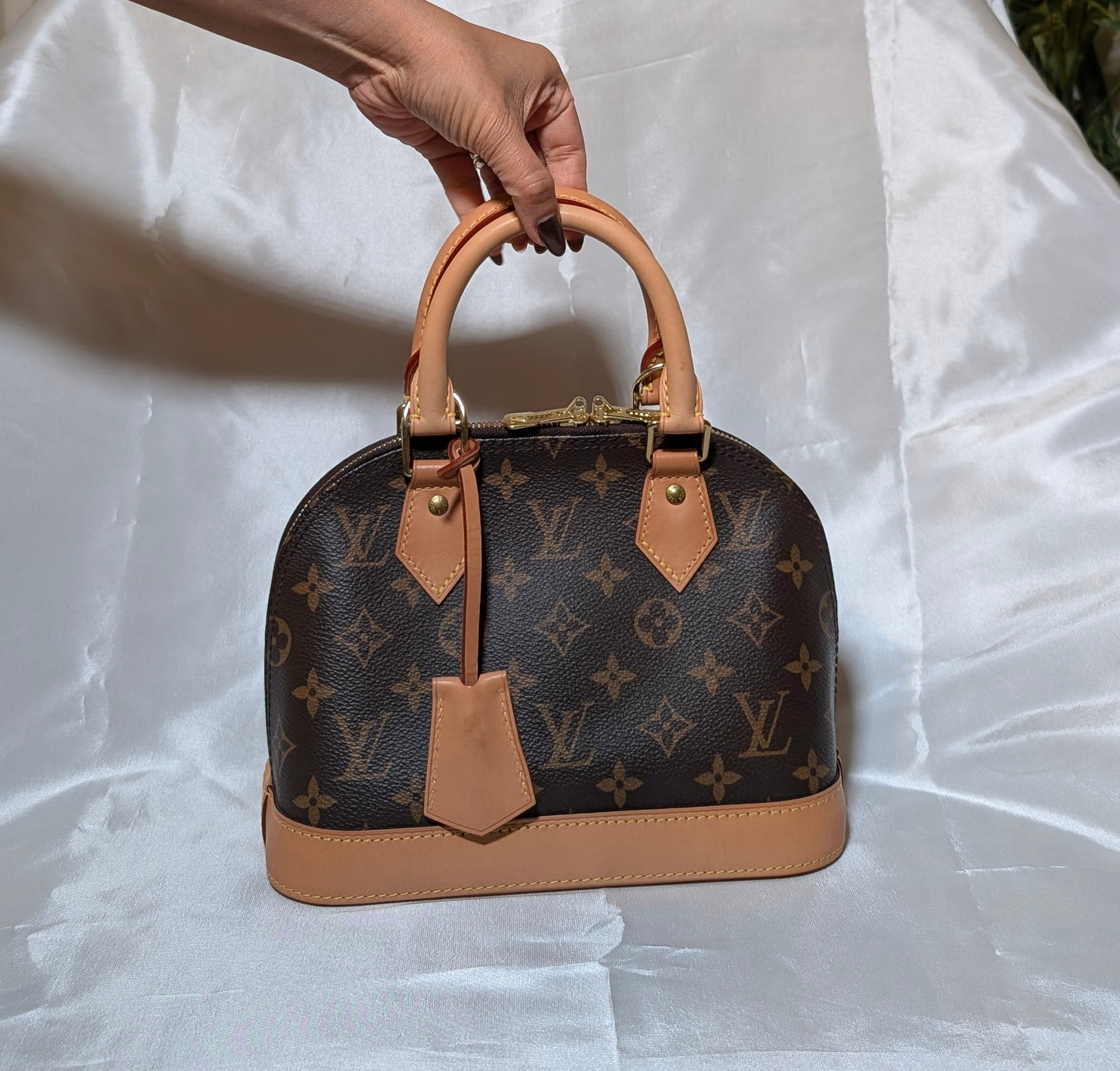 Louis Vuitton Alma BB Monogram Bag SN0199