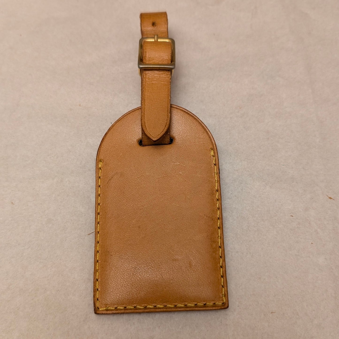 Louis Vuitton Luggage tag 251125B01