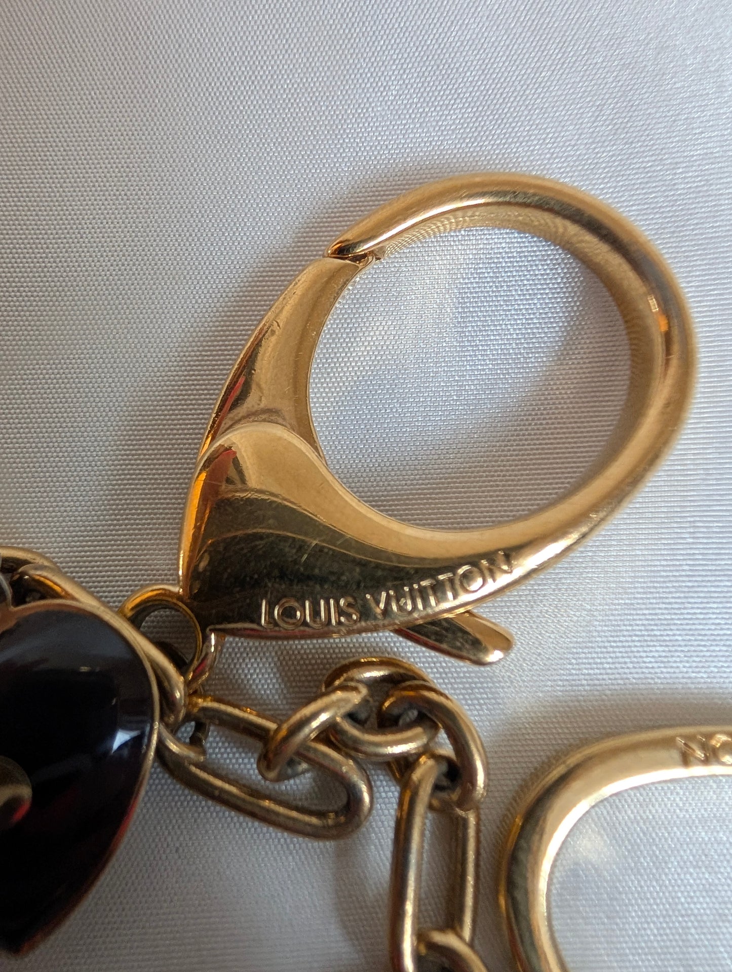 Louis Vuitton Heart Ceours Bag Charm 270825B78