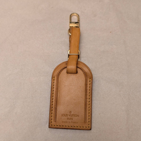 Louis Vuitton Luggage tag 251125B03