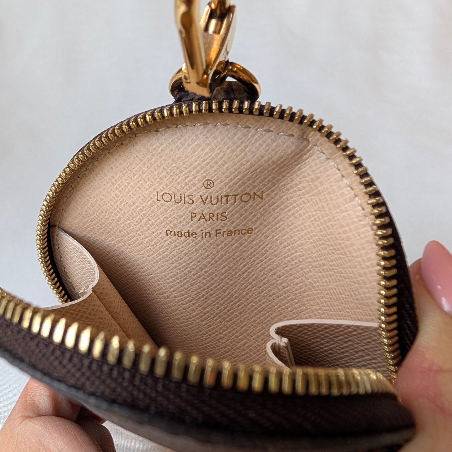 Louis Vuitton Multi Pochette Accessoires Bag in Monogram Canvas in Rosa Chiaro Interior 101225B03