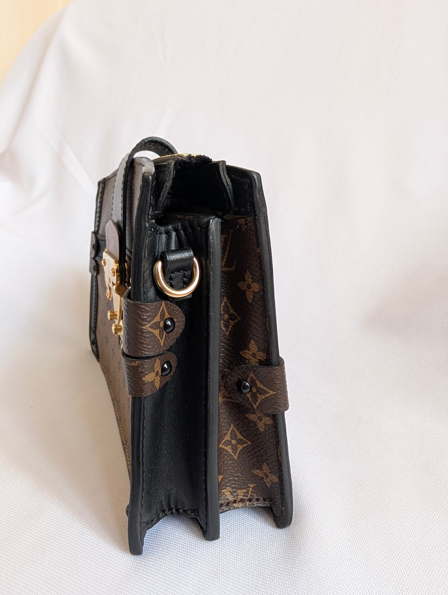 Louis Vuitton 2019 Trunk Clutch in Monogram Reverse Chain Shoulder Bag SN2179