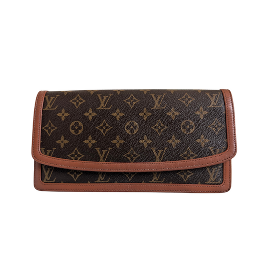 Louis Vuitton Dame Pochette GM Clutch in Monogram Canvas 121125B1