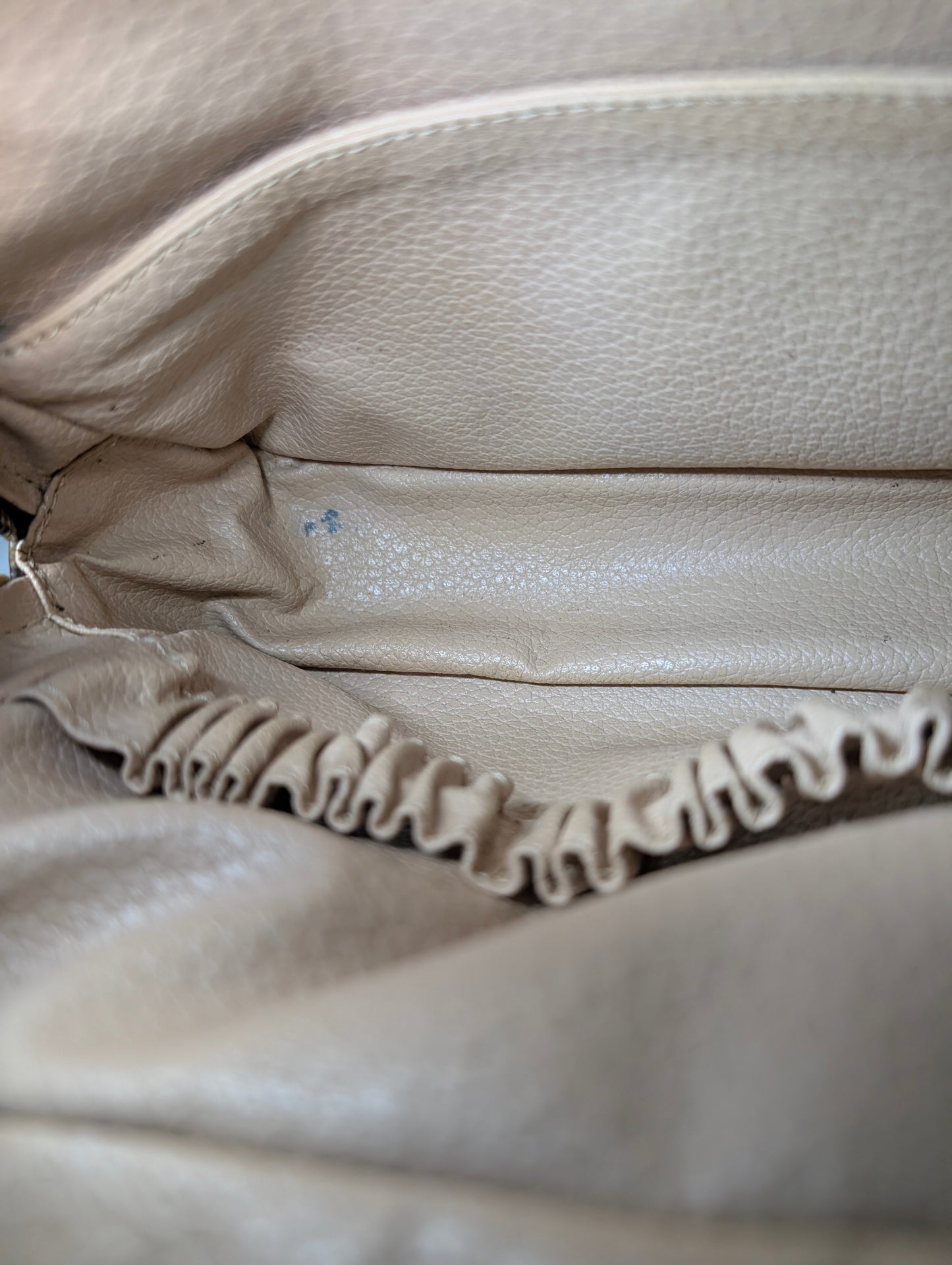 Louis Vuitton Trousse 23 1982