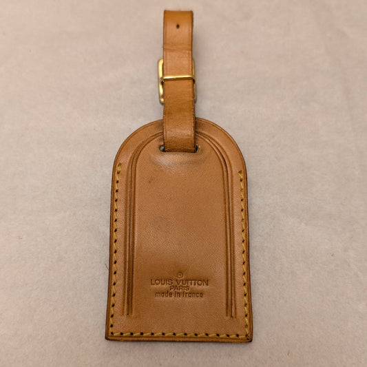 Louis Vuitton Luggage tag 251125B01