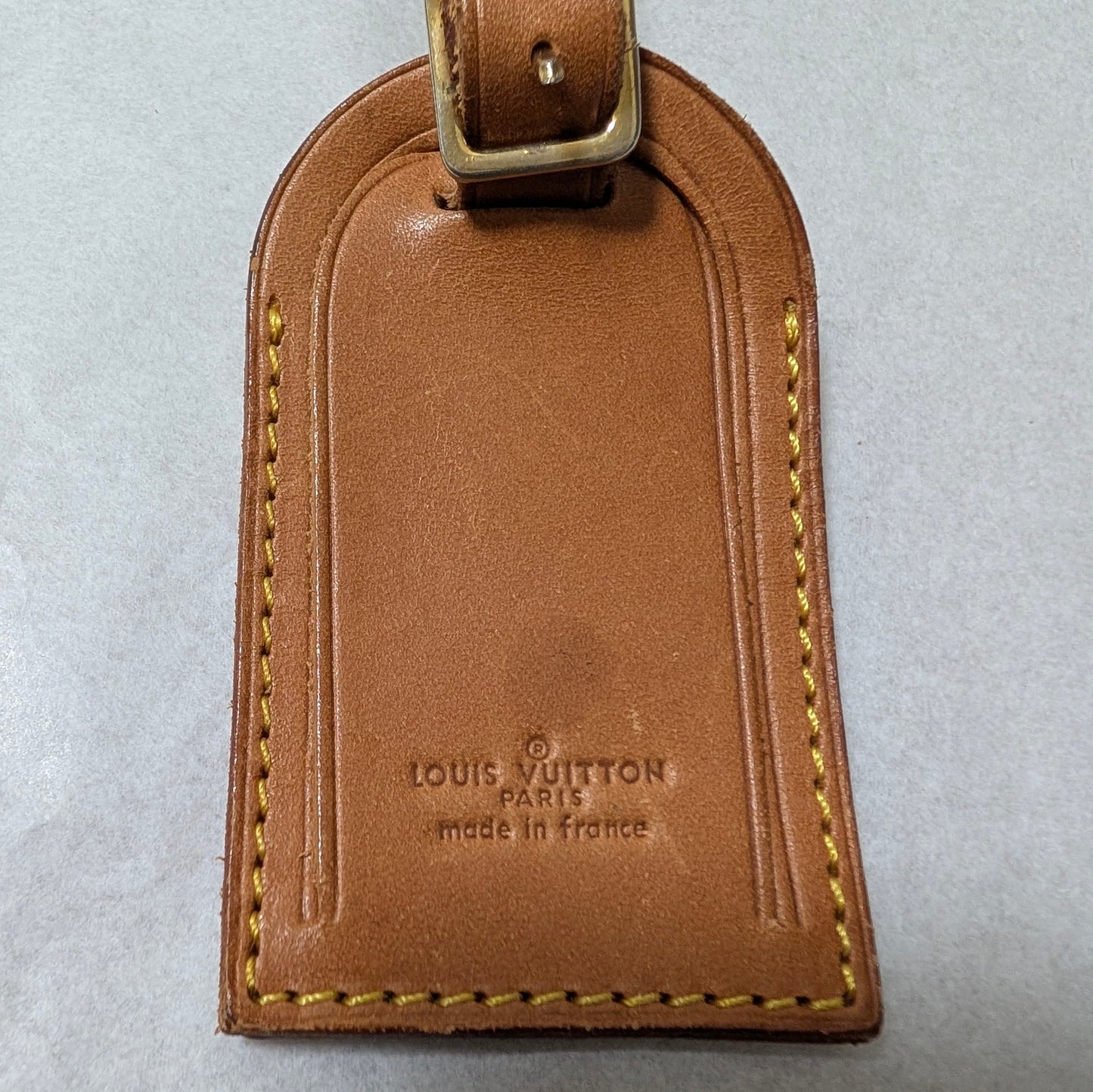 Louis Vuitton Luggage tag 241125B23