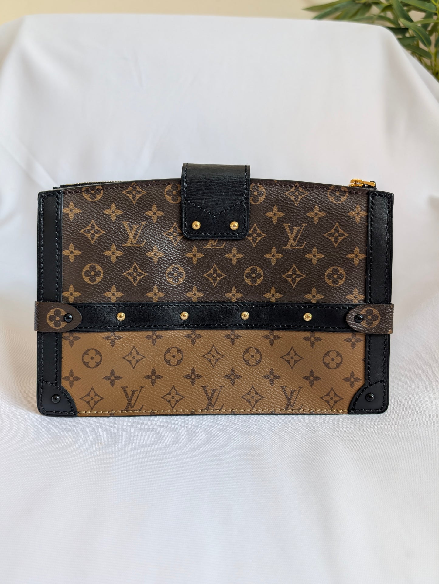 Louis Vuitton 2019 Trunk Clutch in Monogram Reverse Chain Shoulder Bag SN2179