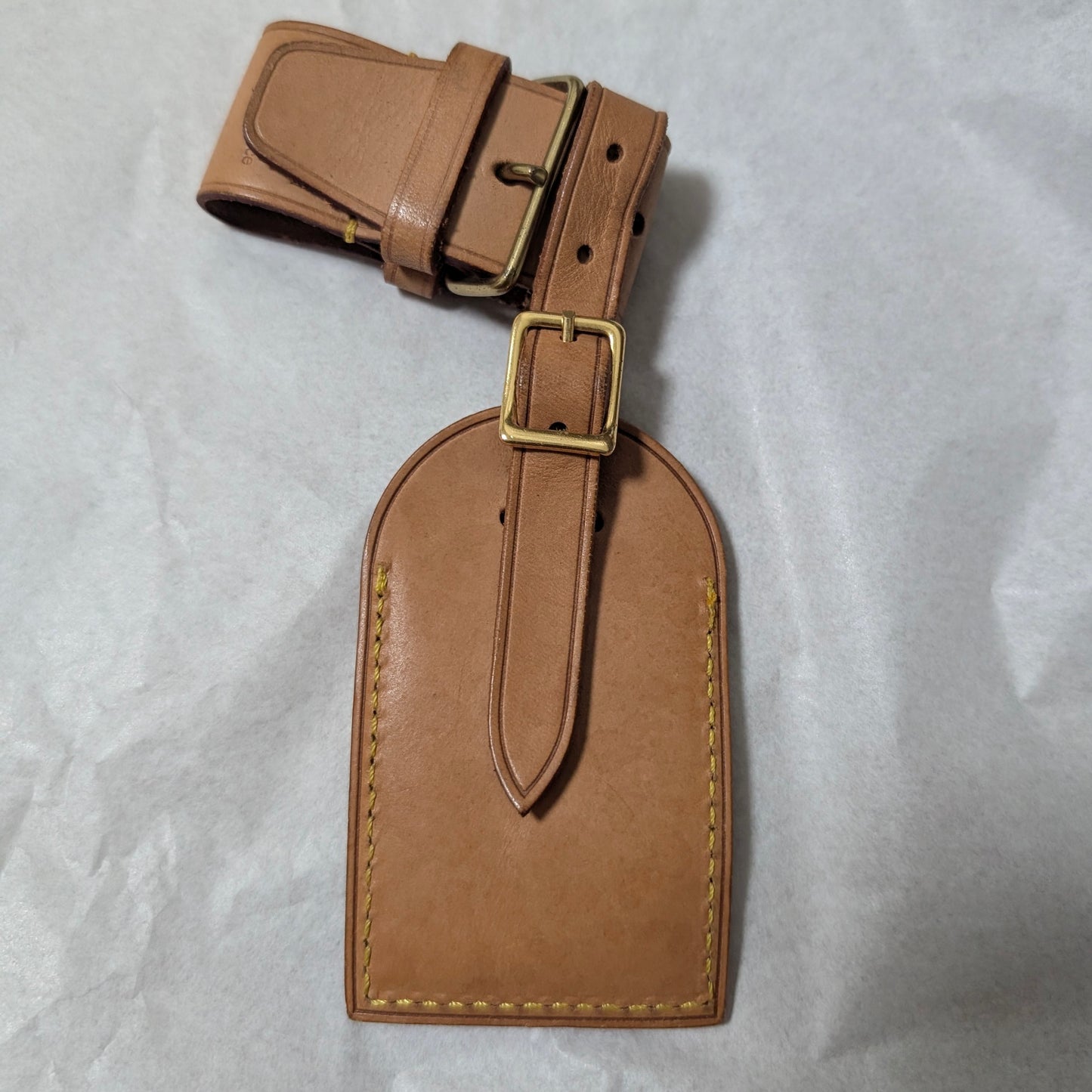 Louis Vuitton Luggage tag 241125B22