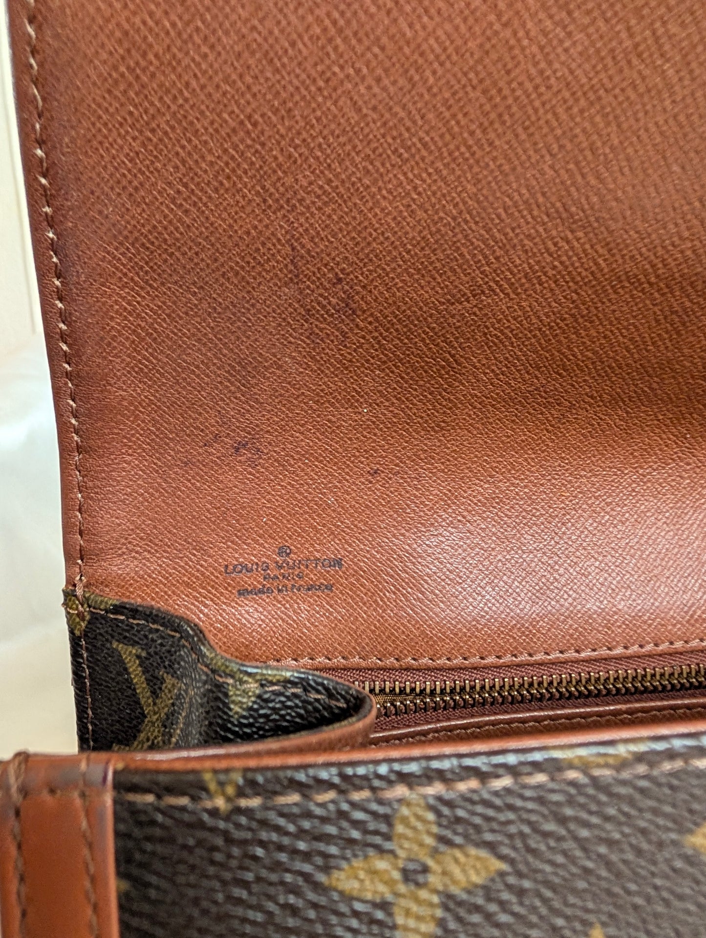 Louis Vuitton Dame Pochette GM Clutch in Monogram Canvas 121125B1