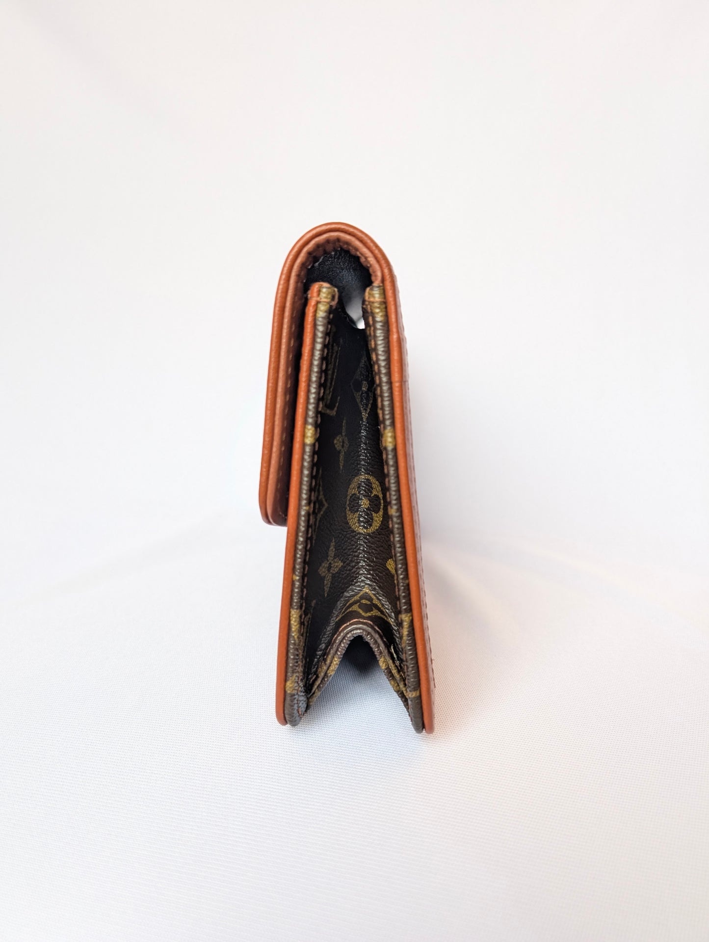 Louis Vuitton 1990 Pochette Dame GM Clutch TH0910