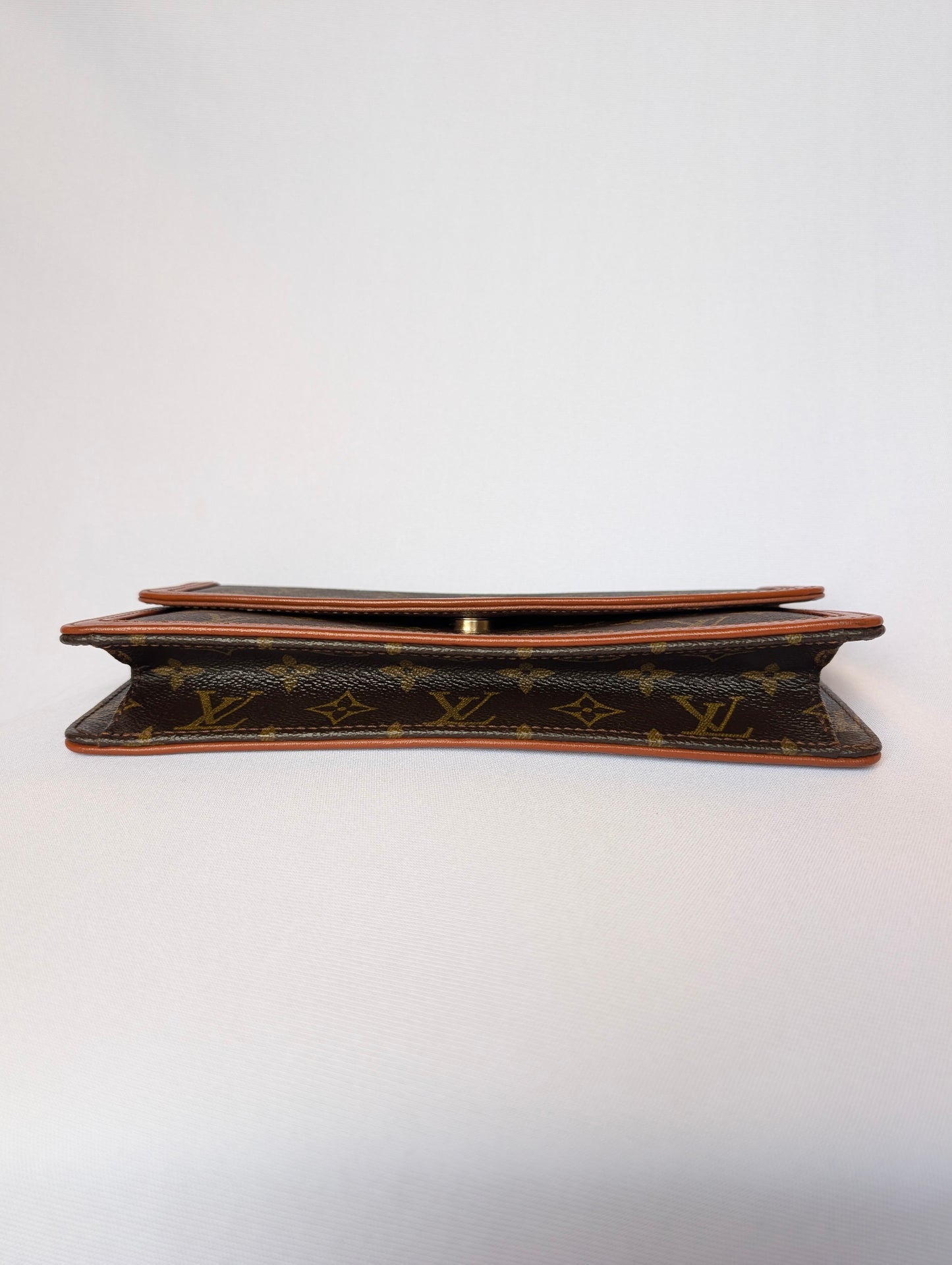 Louis Vuitton 1990 Pochette Dame GM Clutch TH0910